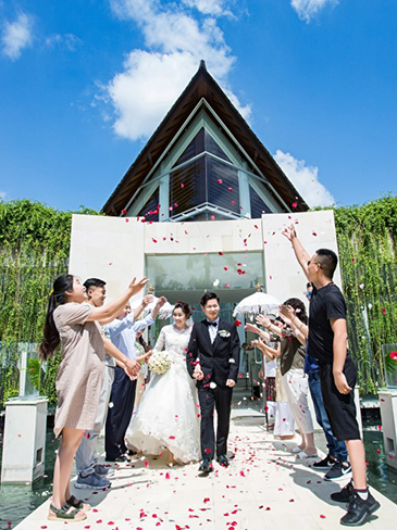 巴厘岛仙蒂教堂婚礼