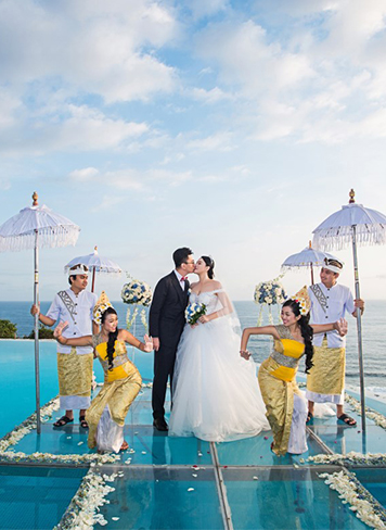 巴厘岛卡玛坎达拉水上婚礼